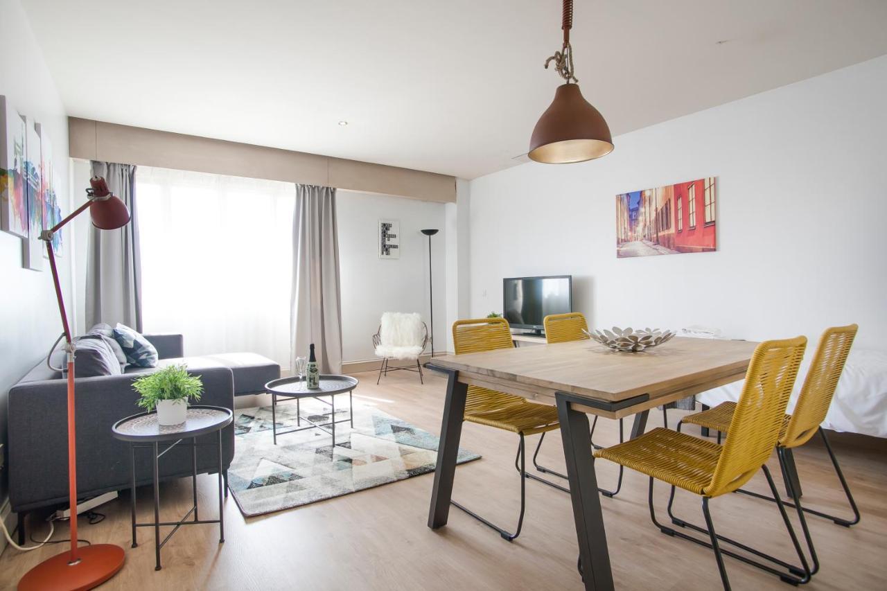 Tendency Apartments 5 Barcelona Exterior photo